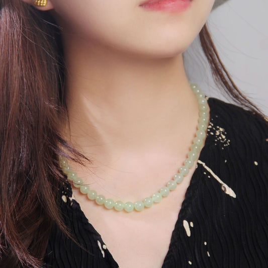 [Wood]Exquisite He Tian Jade beaded Necklace – Timeless Green Gemstone Jewelry