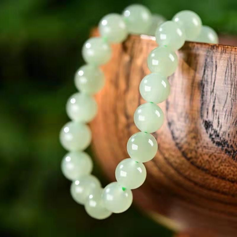 [Wood]Exquisite He Tian Jade beaded Necklace – Timeless Green Gemstone Jewelry