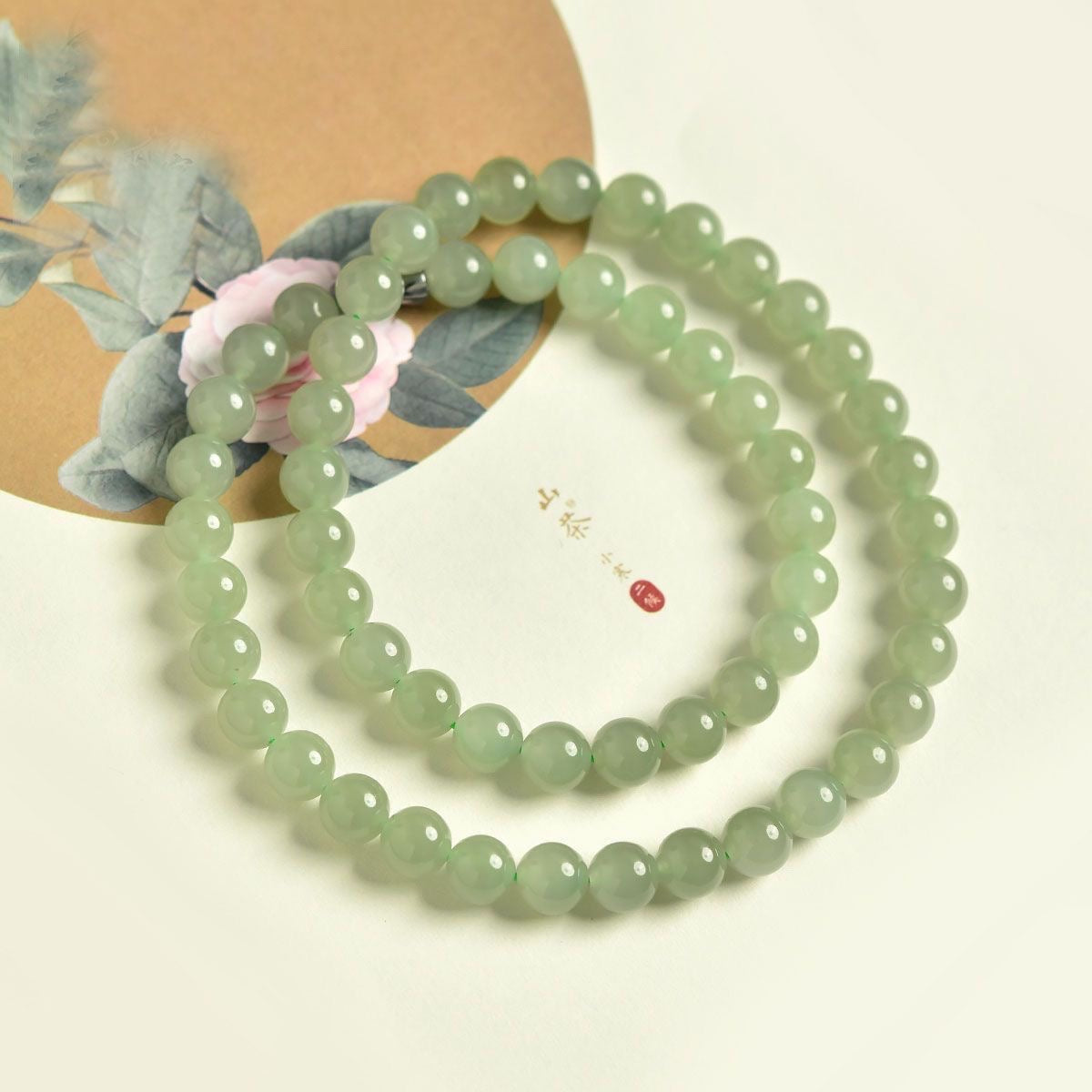 [Wood]Exquisite He Tian Jade beaded Necklace – Timeless Green Gemstone Jewelry