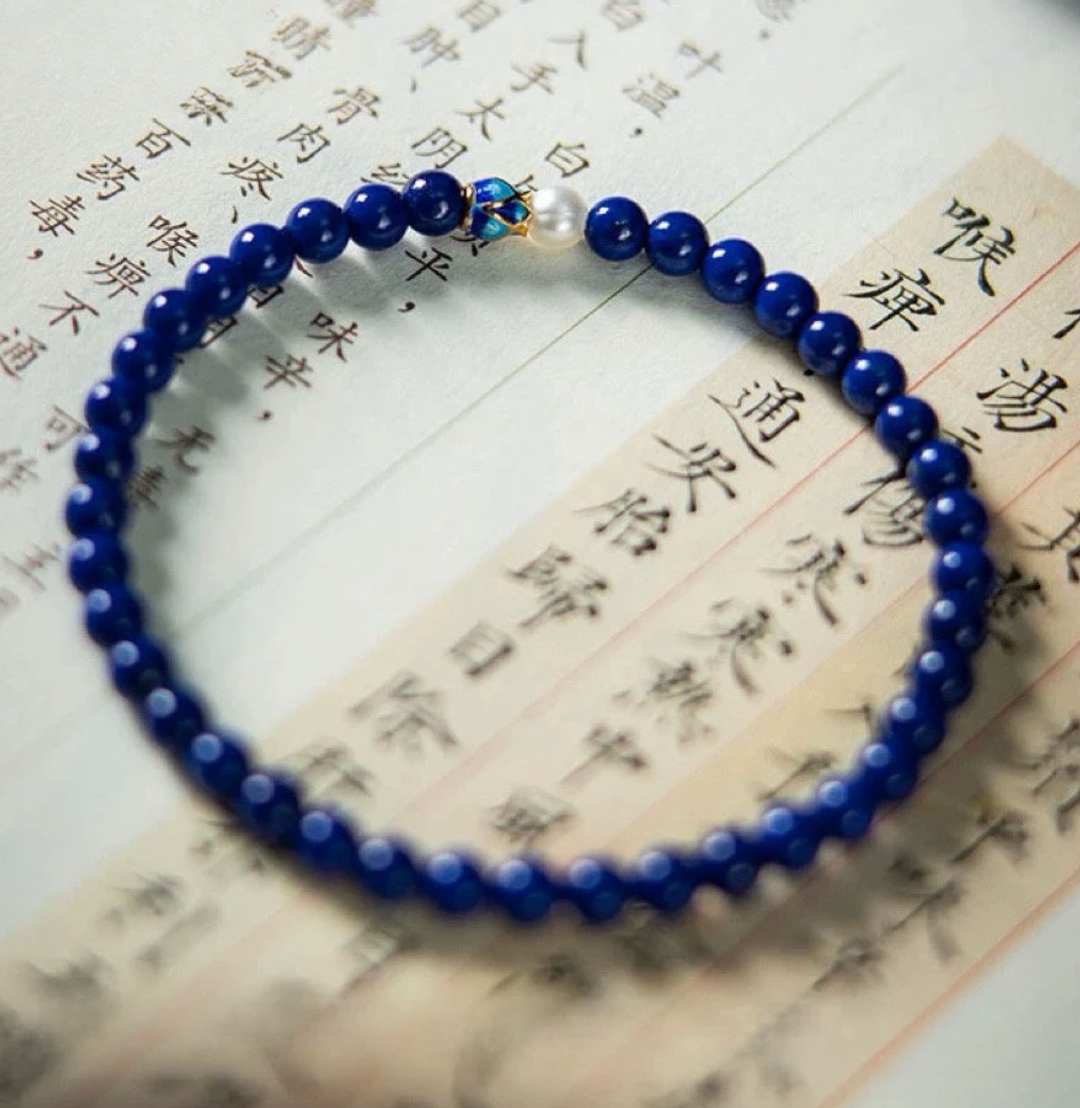 [Water] Lotus Serenity Lapiz Lazuli Pearl gemstone Stretchy bracket - December birthstone bracelet