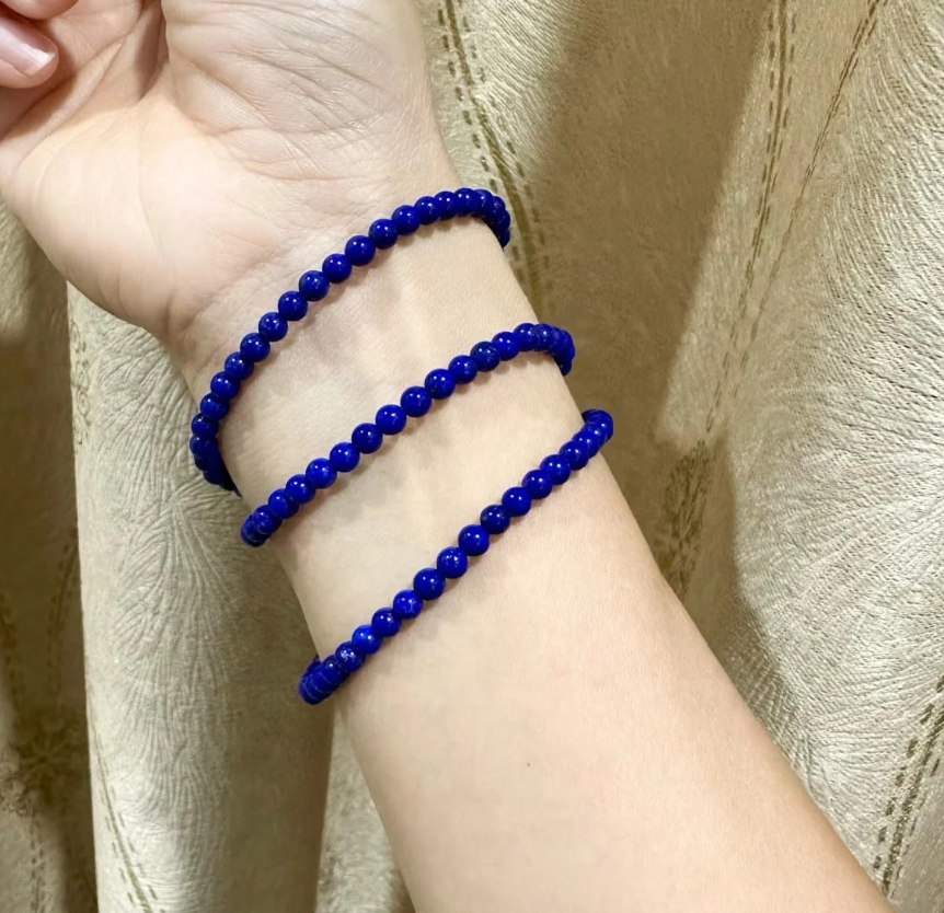 Minimalist Lapis Lazuli gemstone balancing Bracelet