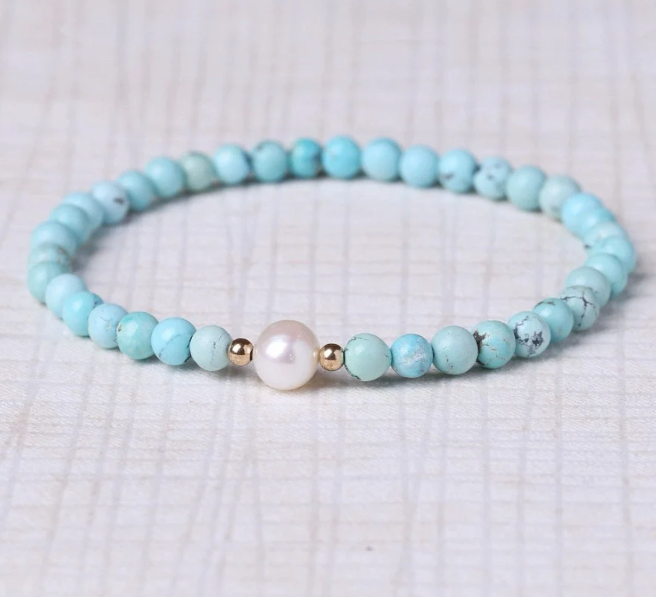 Dainty  Turquoise & Pearl Stretchy Bracelet