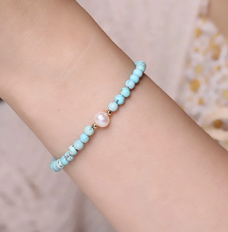 Dainty  Turquoise & Pearl Stretchy Bracelet
